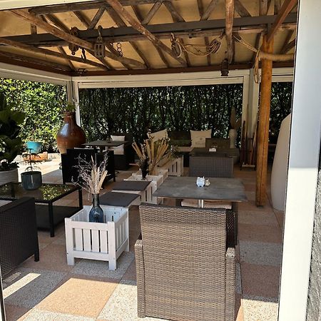 Hotel Tiziana Losone Exterior foto